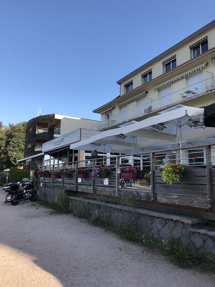 Logis Hotel Le Ptit Hotel Du Lac 27/30