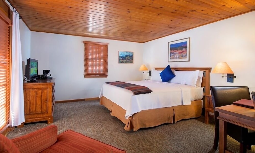 Inn On The Alameda 13/69
