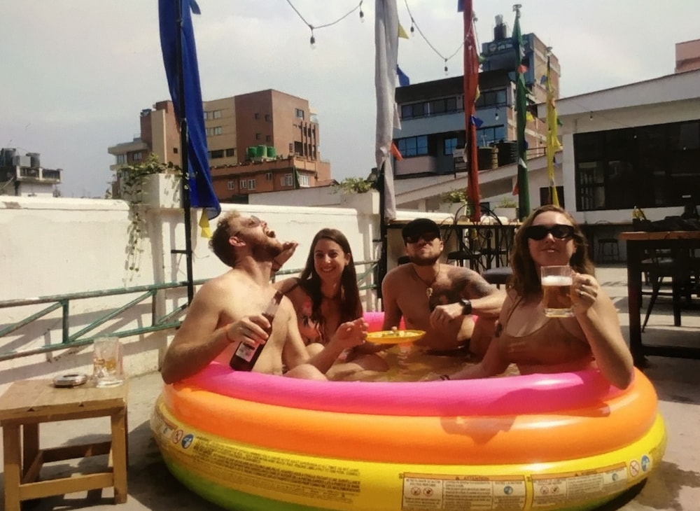 Yakety Yak Hostel 45/65