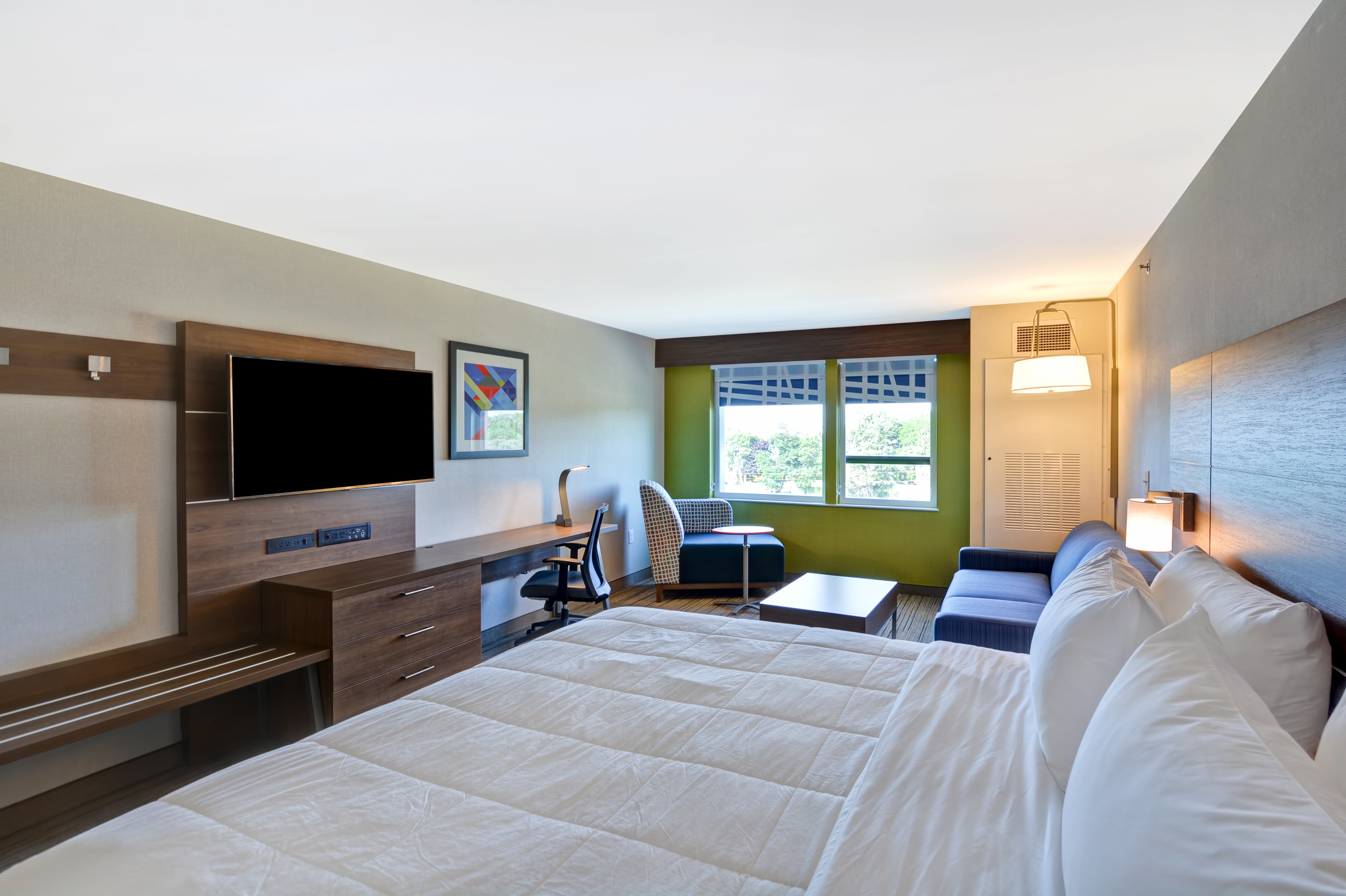 Holiday Inn Express Boston 27/63