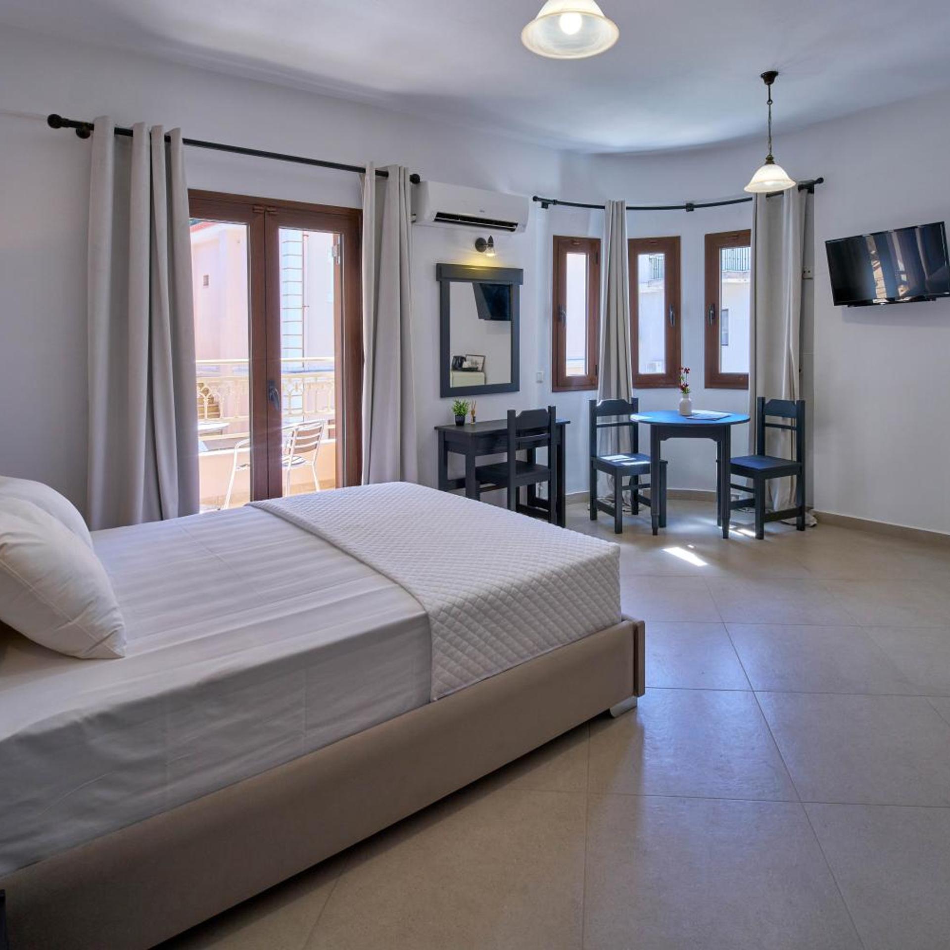 SIFAKIS HOUSE 16/65