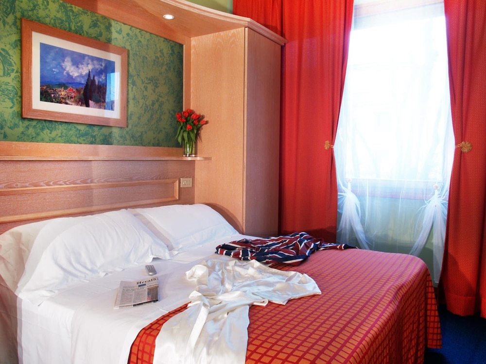 STANDARD, DOUBLE BED
