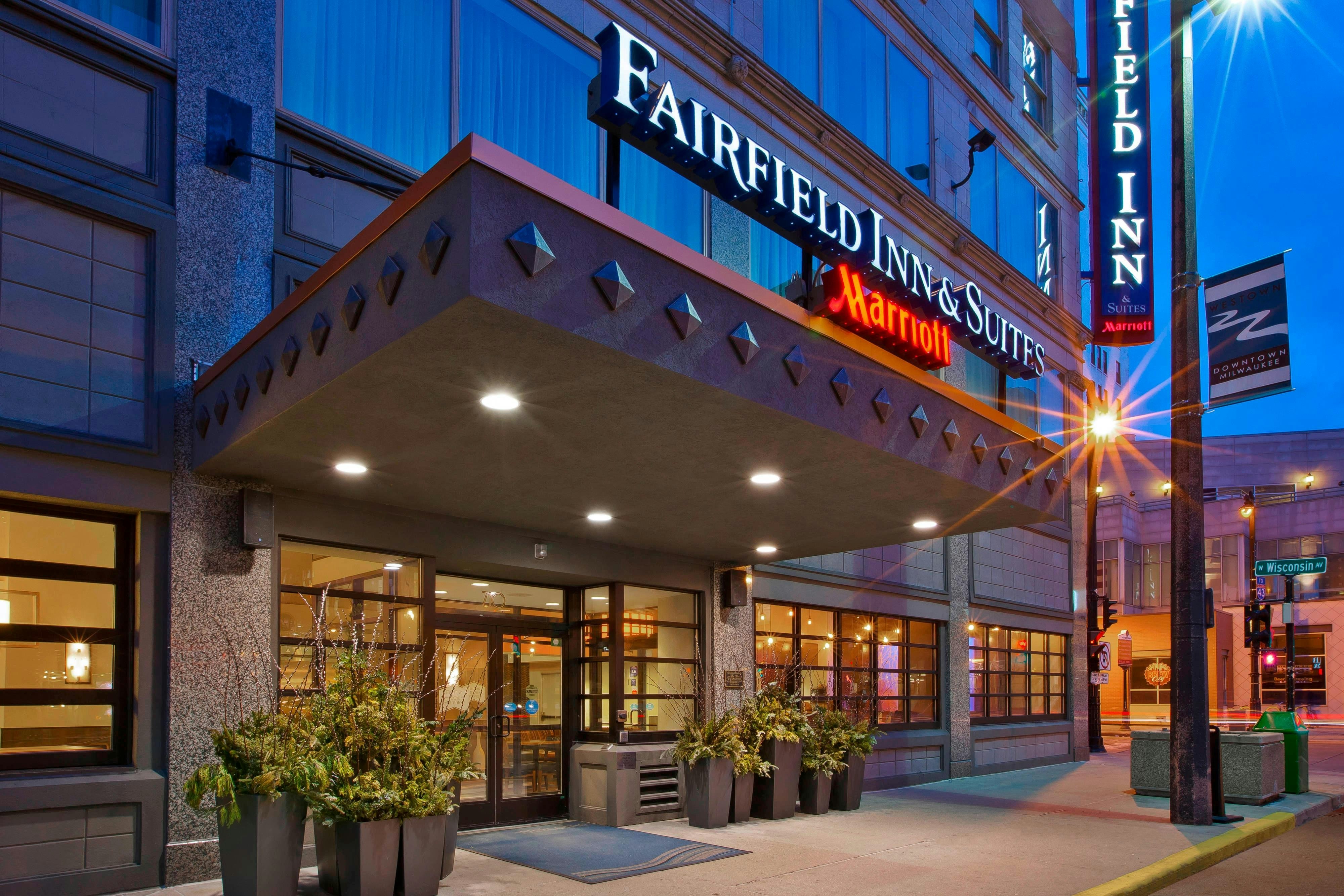 Fairfield Inn Suites Milwaukee Downtown 10/10