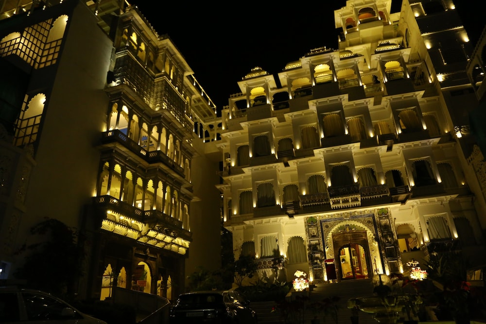 Udai Kothi 2/69
