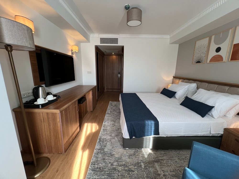 Istanblu Hotel & Spa 10/31
