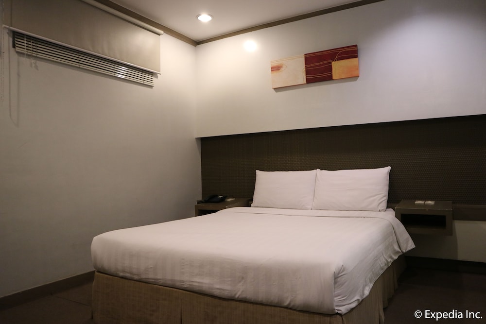 Magallanes Square Hotel 11/51