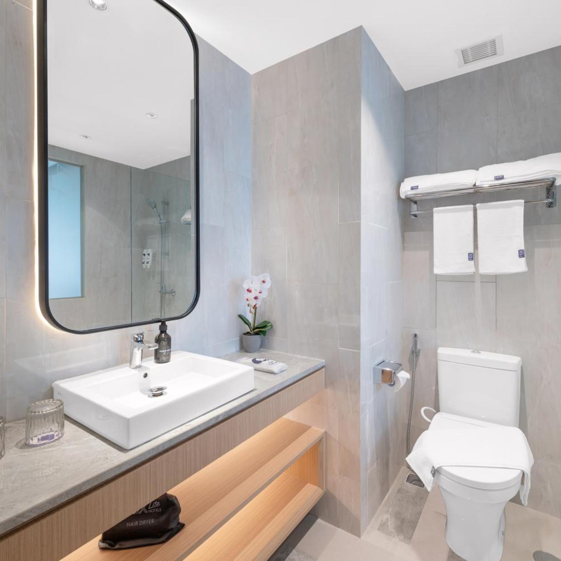 FOX LITE Hotel Majalaya 53/56