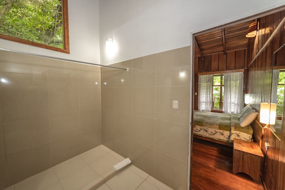 Monteverde Luxury Hotel 5/67