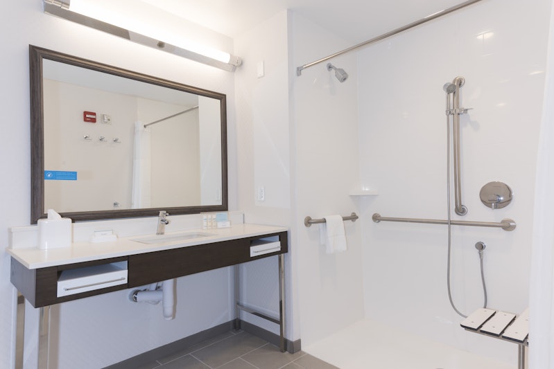 Hampton Inn Suites Indianapolis Keystone 18/20