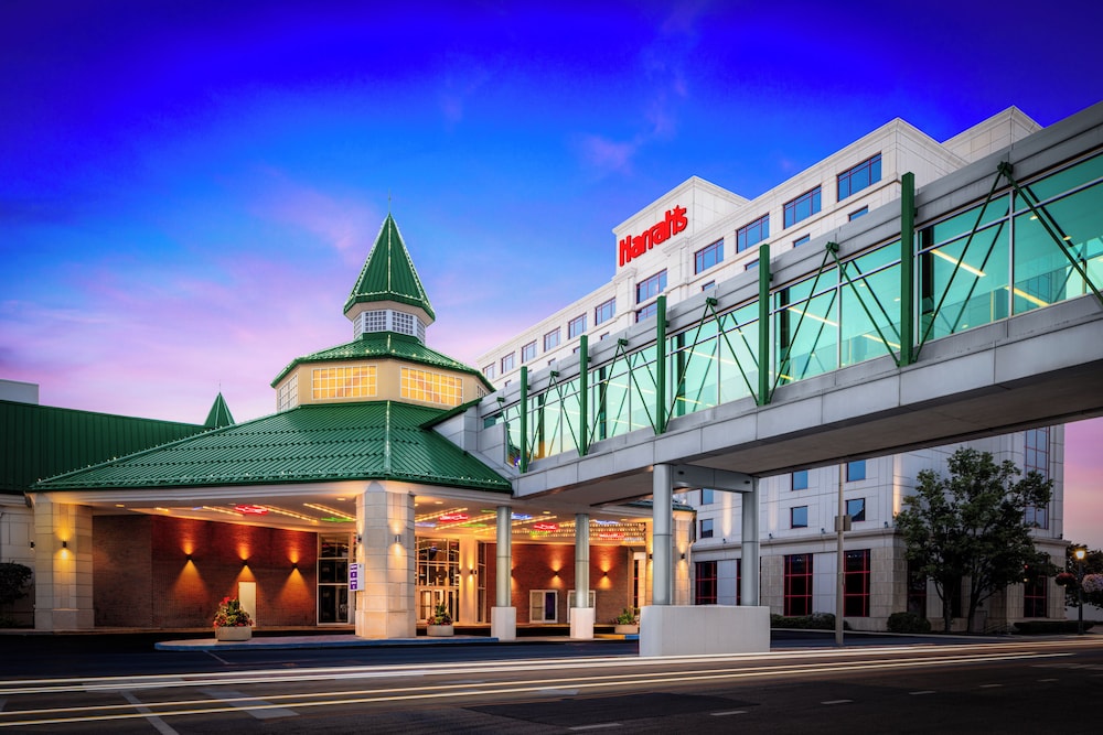 Harrah's Joliet - A Caesars Rewards Destination 7/70