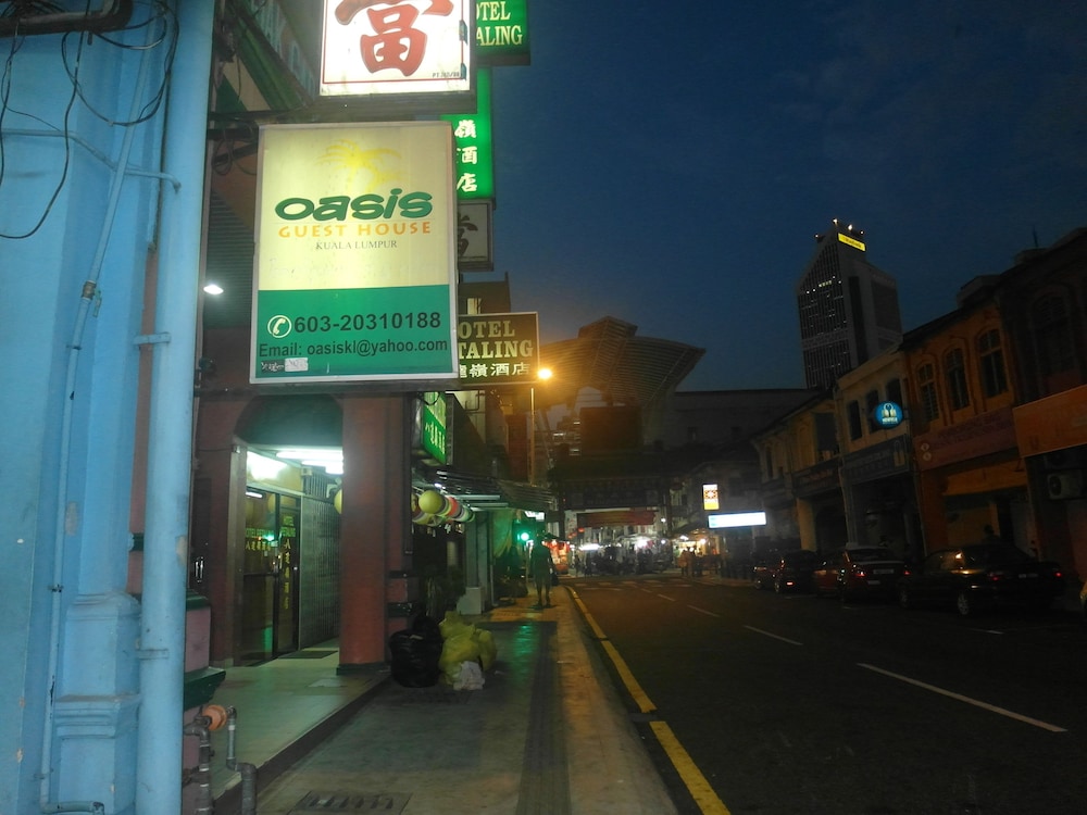 OASIS GUEST HOUSE 5/43