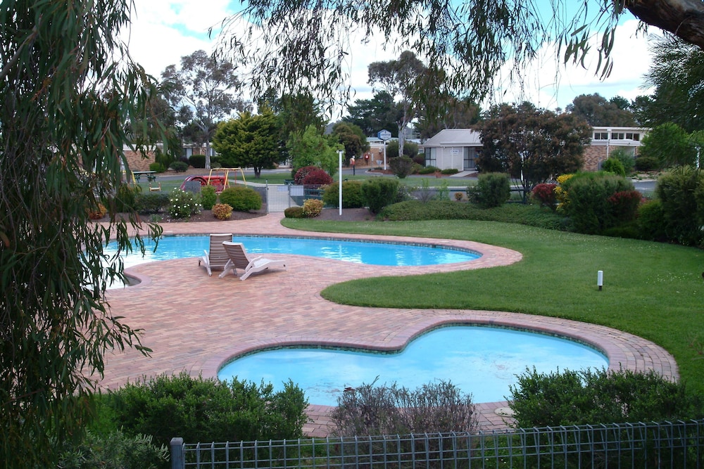 Sundown Villas 50/55