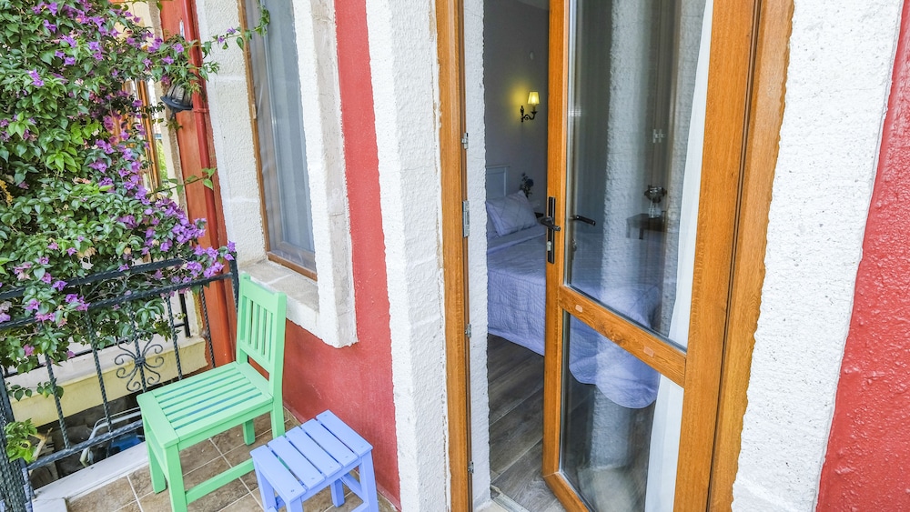 Karaburun Konak Hotel 4/50