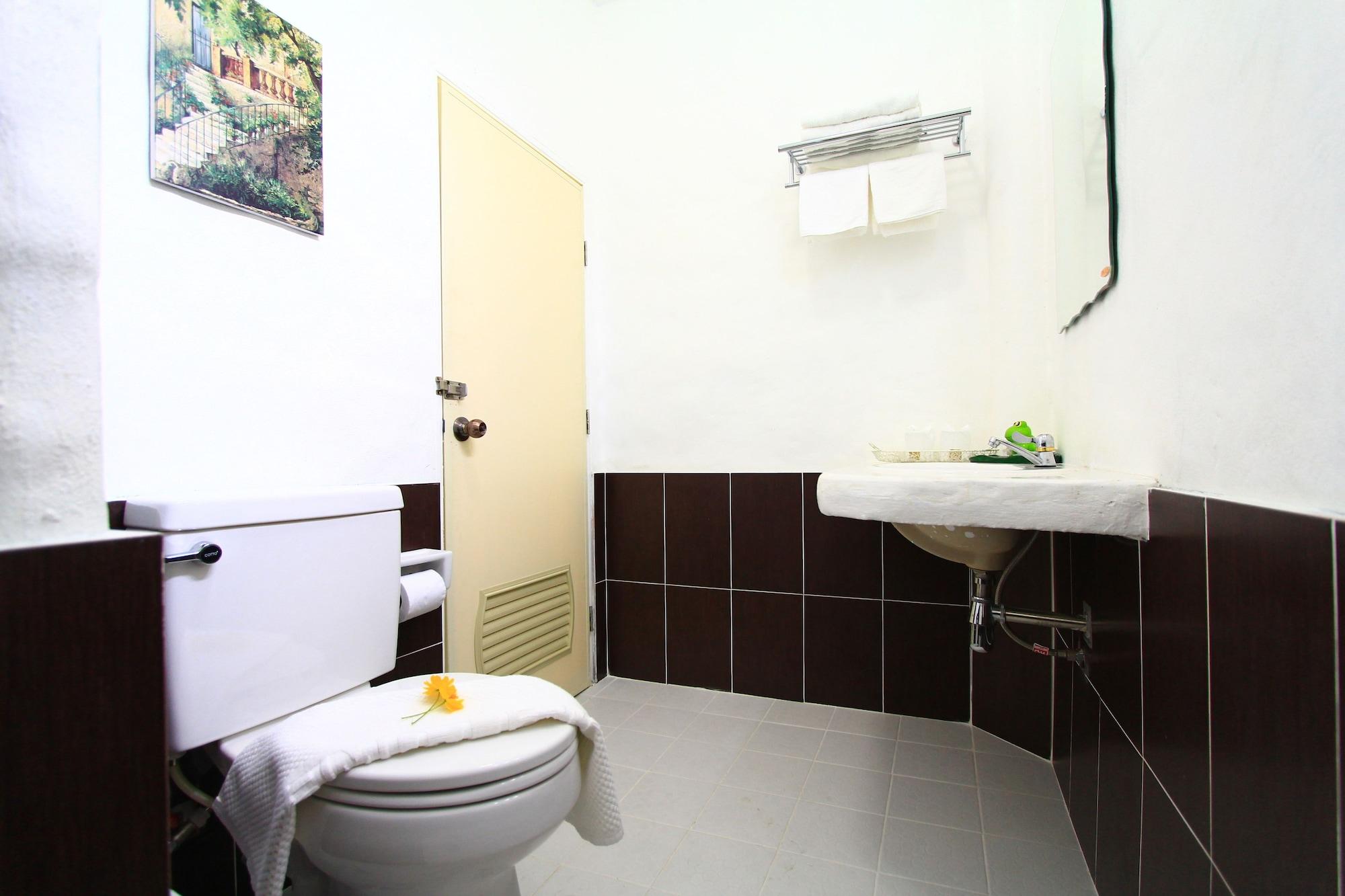 Silver Garden Resort 48/50