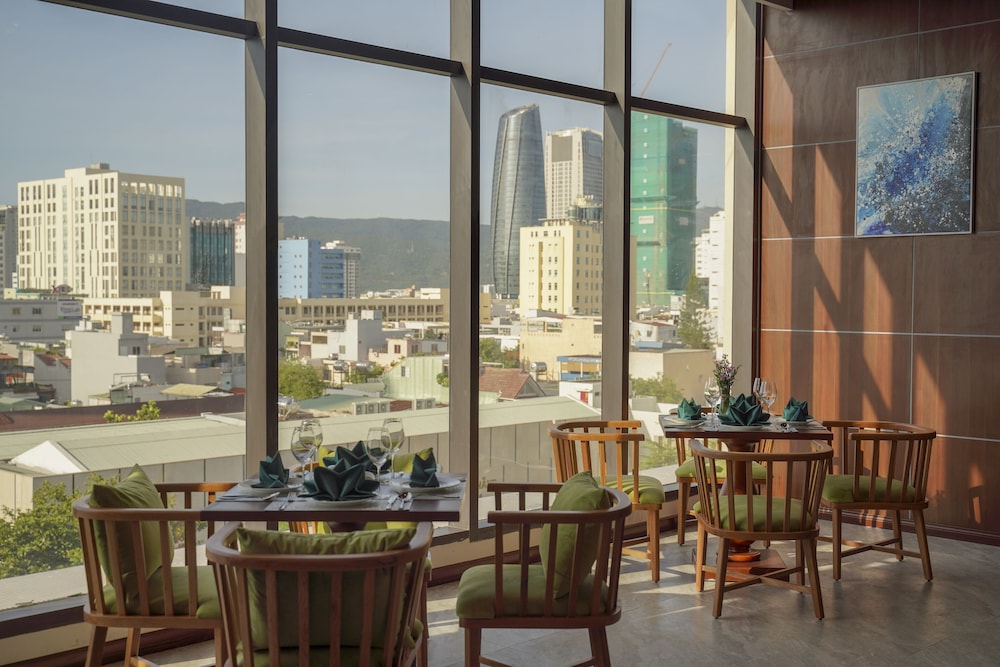 G8 Luxury Hotel and Spa Da Nang 50/66