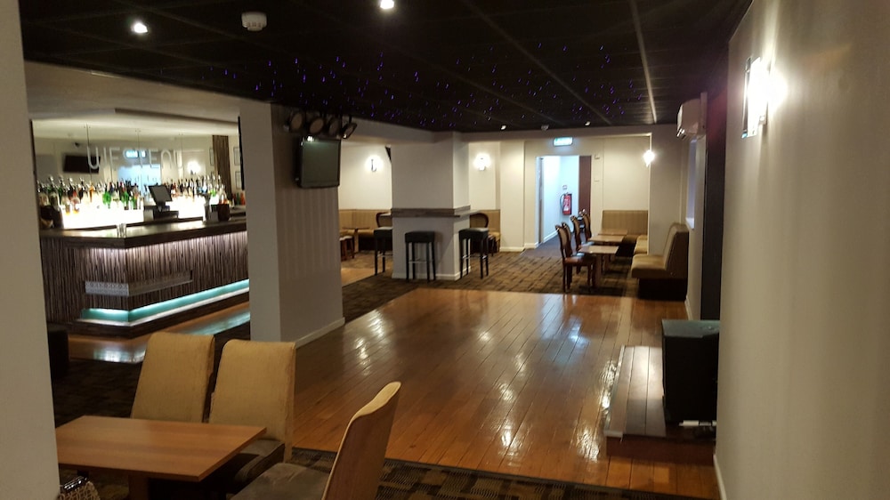 The Georgian Hollies Hotel 46/55