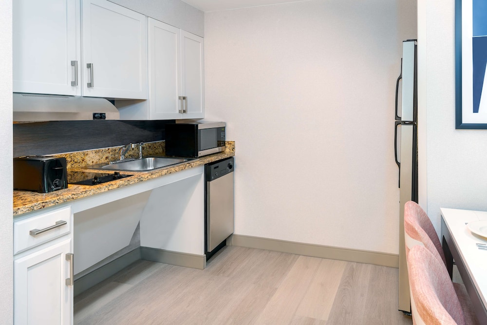 Homewood Suites By Hilton Boston/Canton Ma 57/59