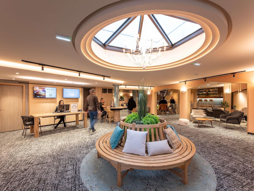 Novotel Macon Nord 46/74