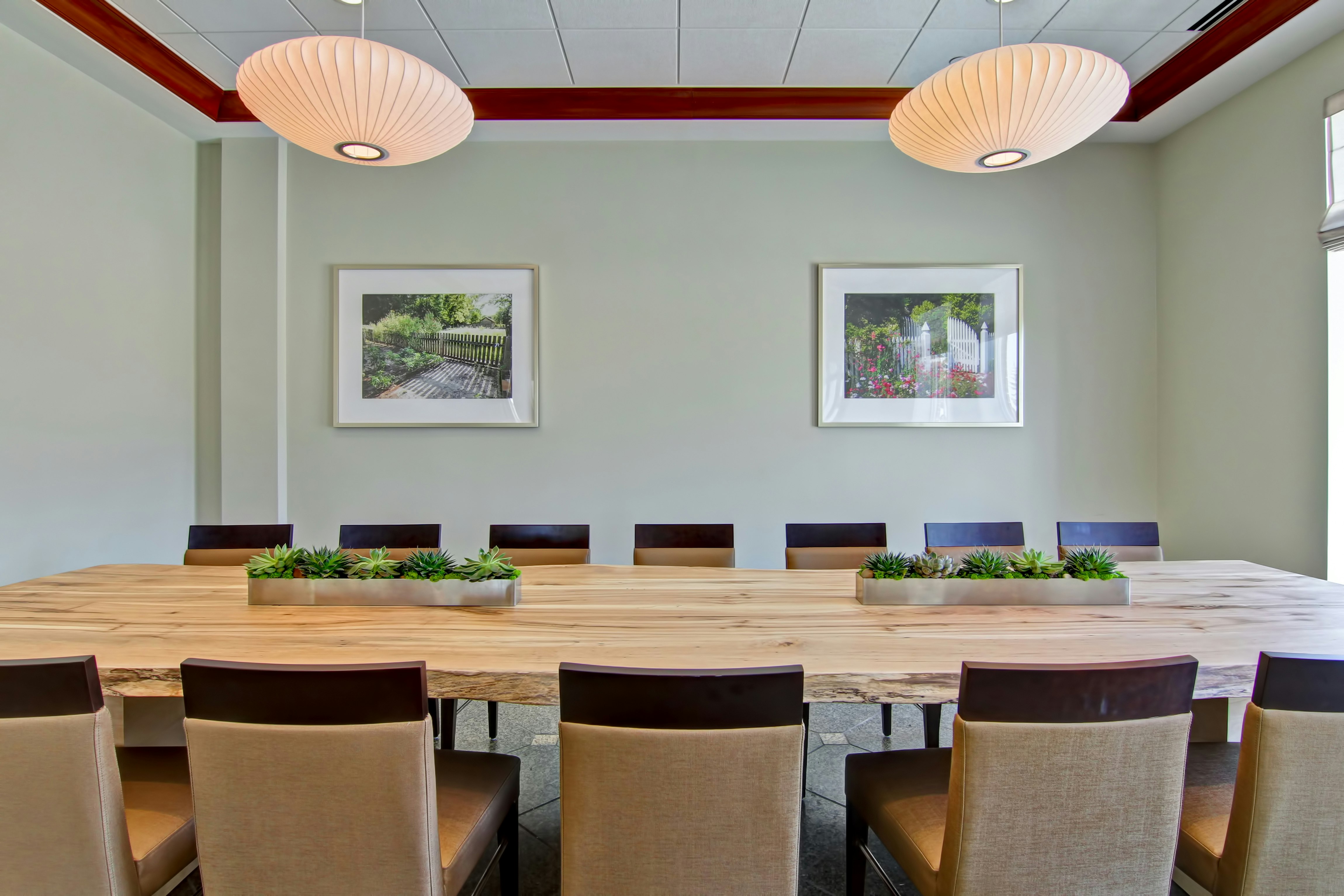 Hilton Garden Inn Ottawa Airport 77/86