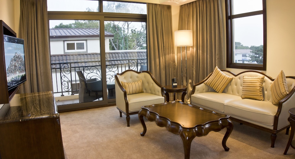 Tang Palace Hotel 43/71
