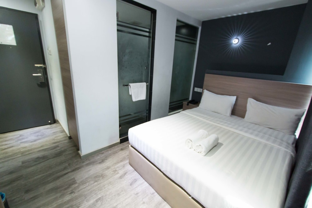 Hotel 99 - Pusat Bandar Puchong 23/48