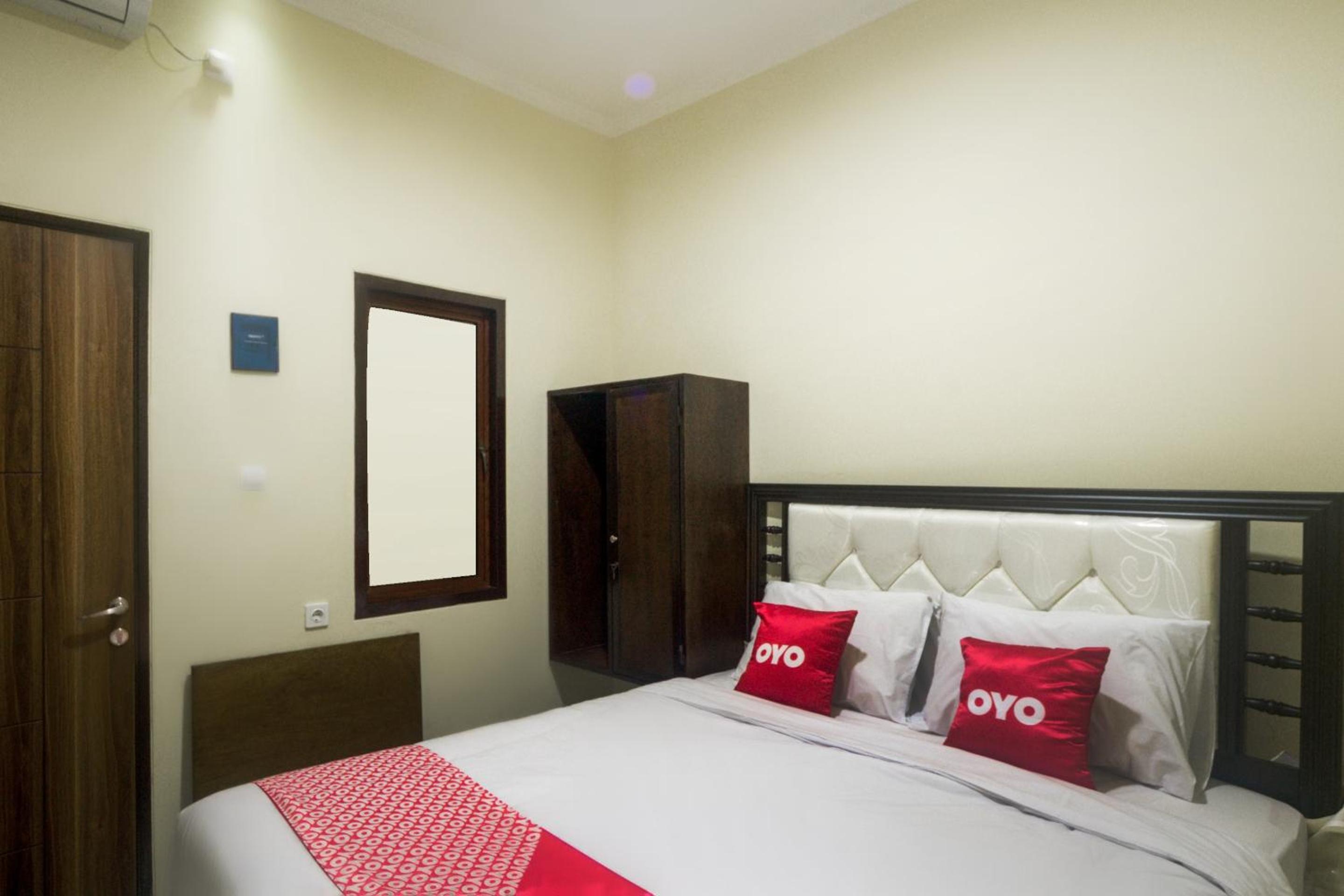 OYO 3354 Homia Residence 18/47