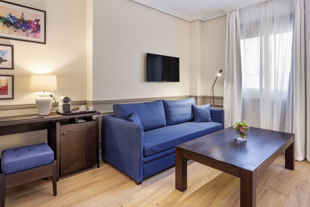 H10 Corregidor Boutique Hotel 39/65