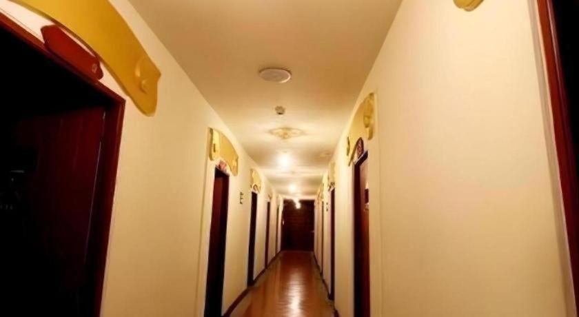 The Regent Hotel Ubonratchathani 40/66