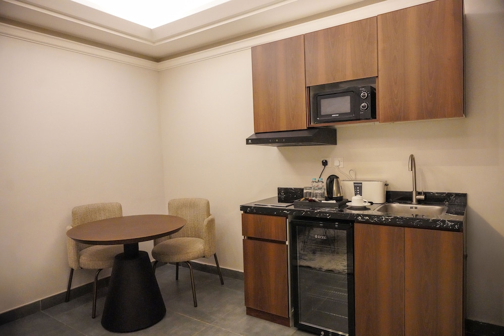مومنتس ليفنج قرطبة(Tura Residence Qurtoba) 25/30