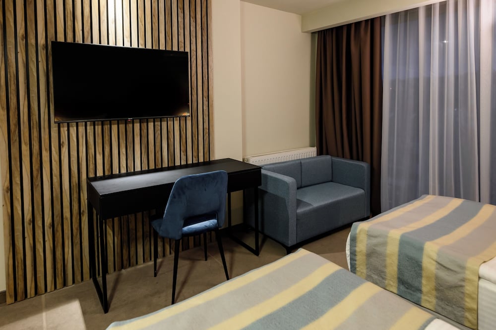 Artloft Hotel 64/72