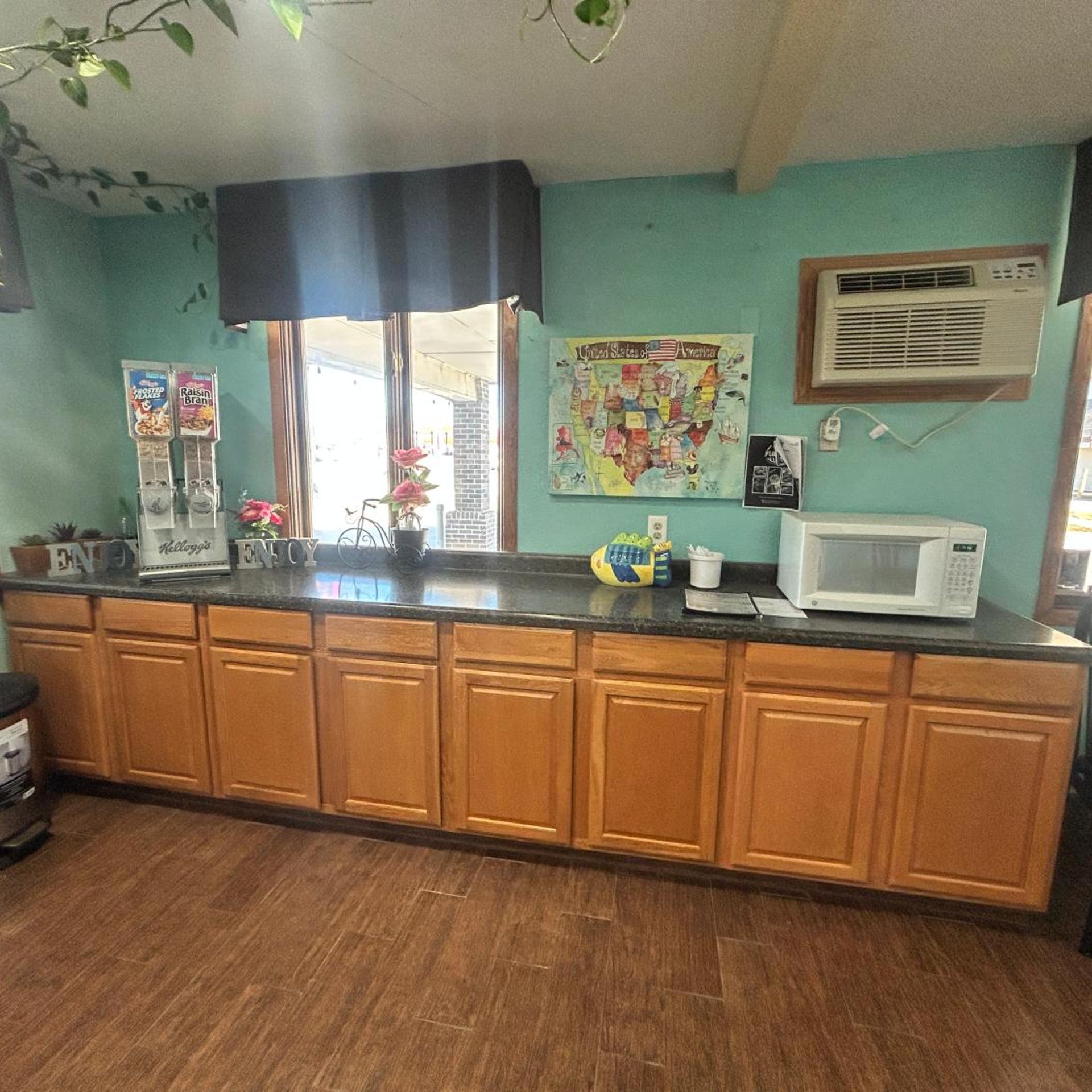 Lobby at Relax Inn and Suite Adair I 80, ADAIR - IA