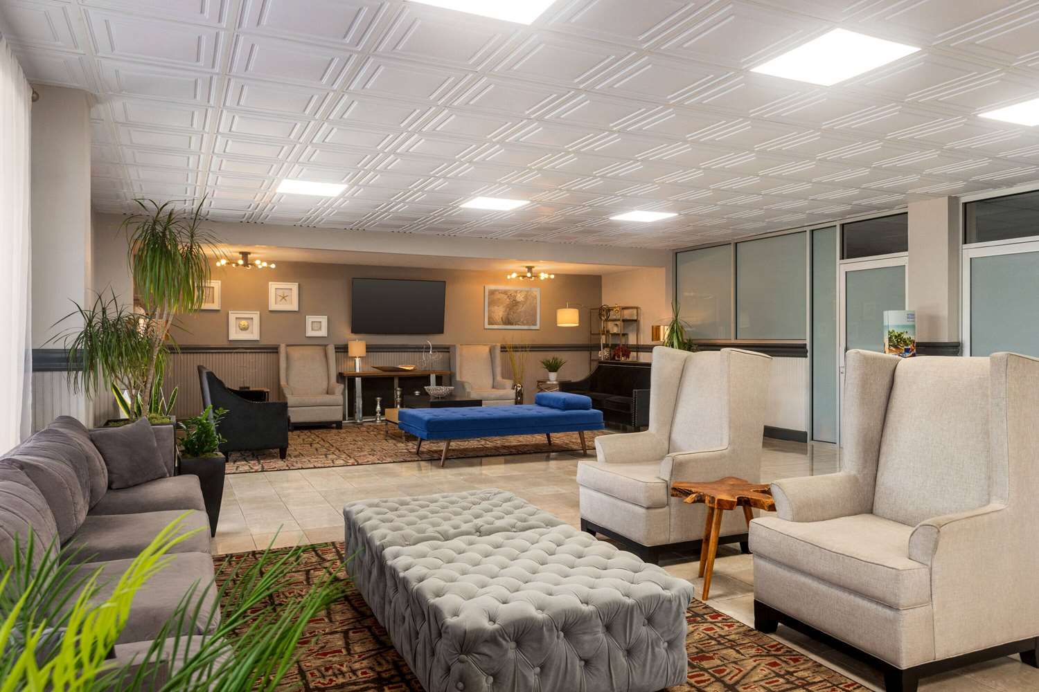 Ramada by Wyndham Sarasota Waterfront 38/71