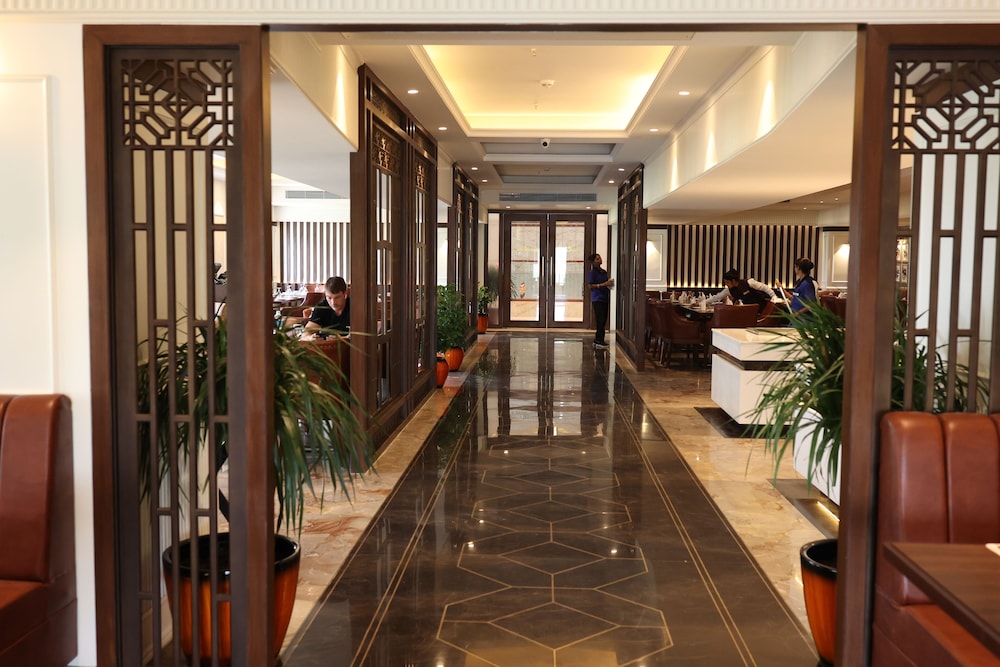Pride Hotel Bhopal 10/49