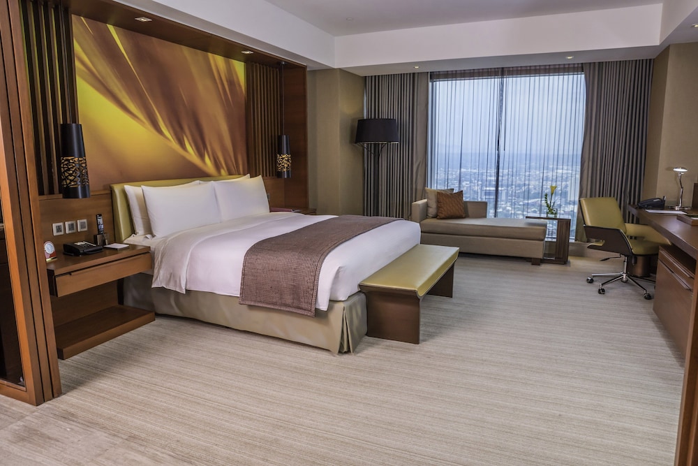 Marco Polo Ortigas Manila 9/57