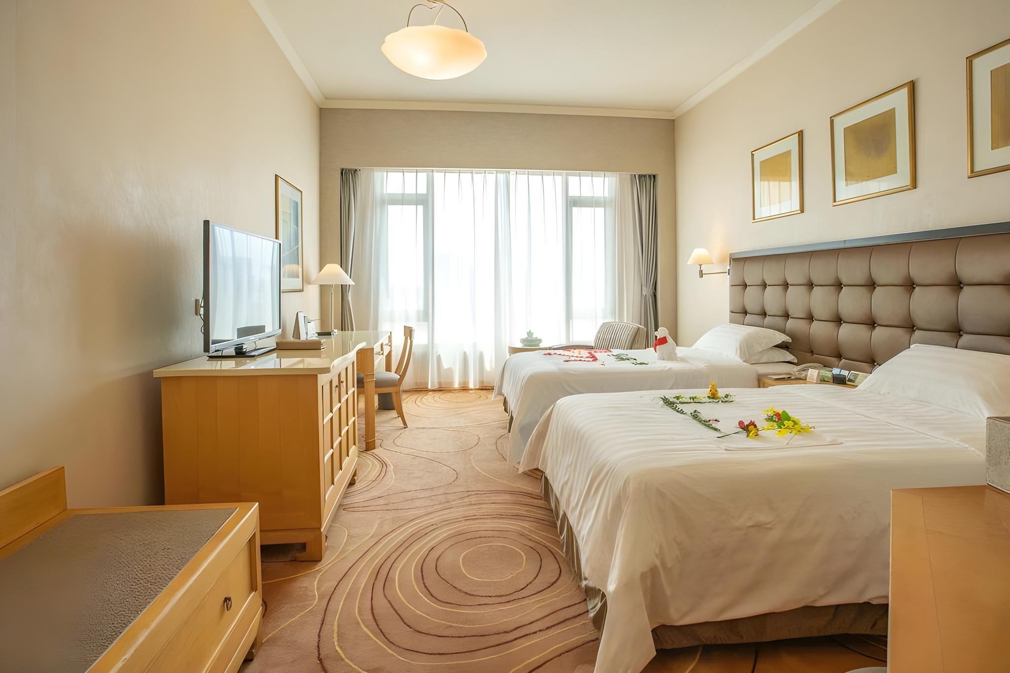 Select, Deluxe, 2 Beds