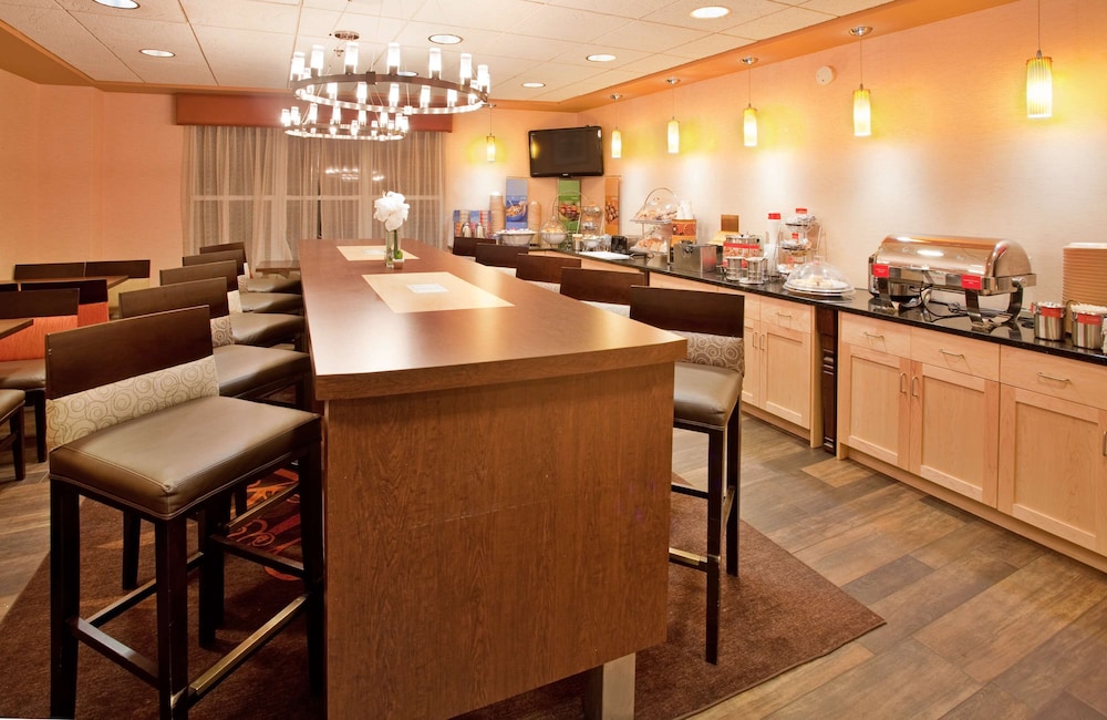 Hampton Inn Deadwood At Tin Lizzie Gaming Resort Sd 31/39