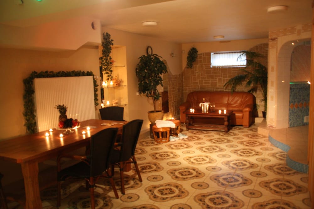 Pegasa Pils Hotel 2/33