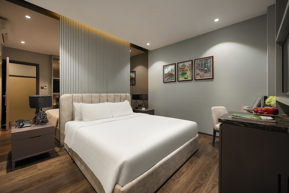 SUPERIOR, DOUBLE BED