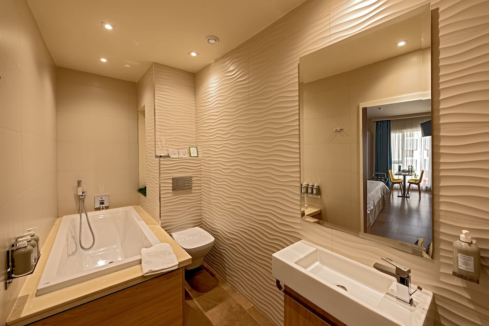 DDREAM HOTEL 26/63