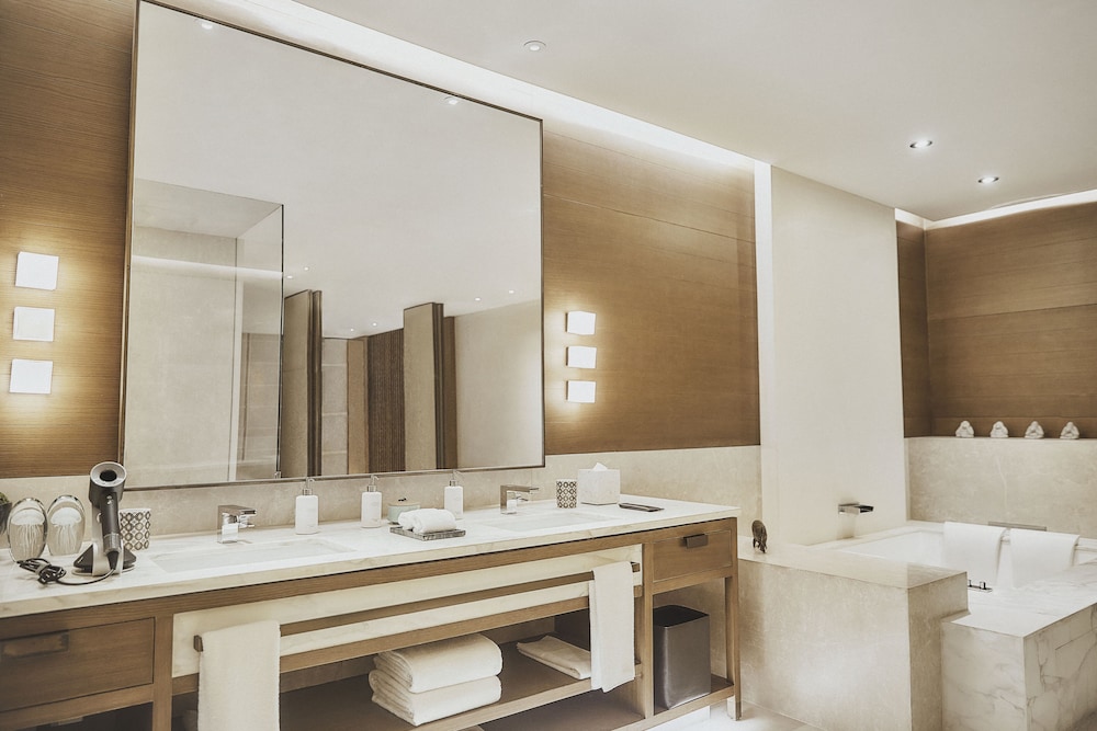 Rosewood Beijing 31/96
