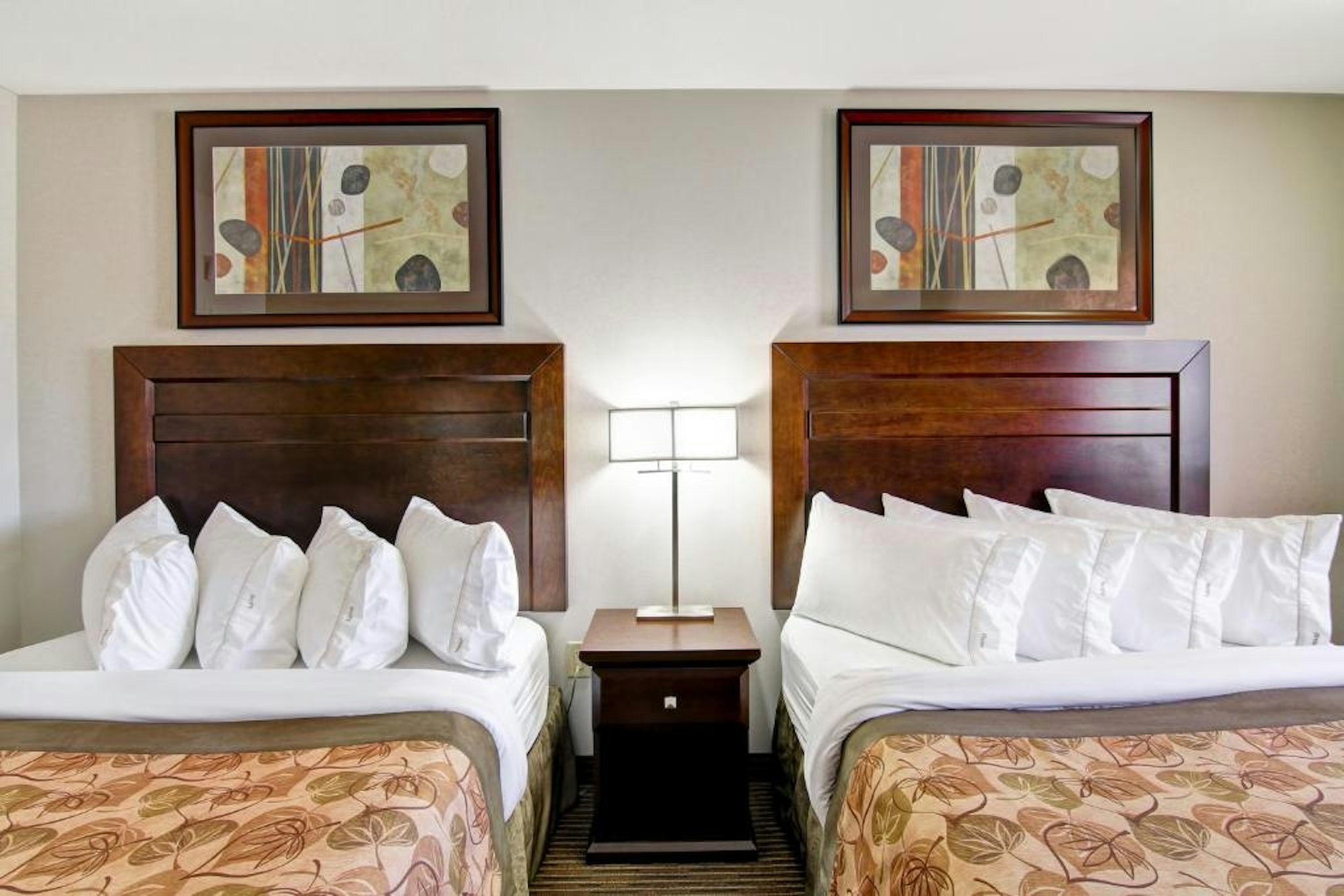 Weyburn Canalta Hotel 7/41