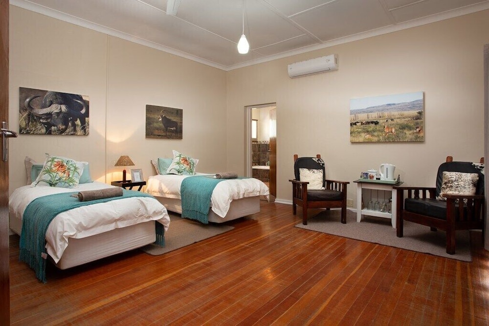 Gannabos Guest House 7/50