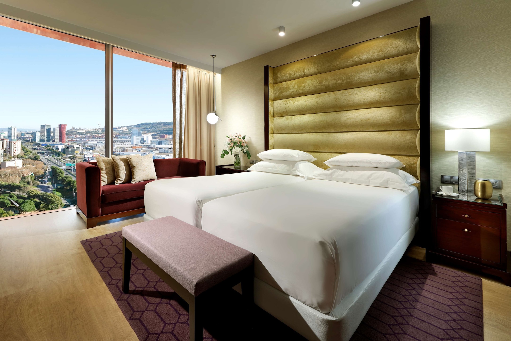 Room, Twin Beds, City View