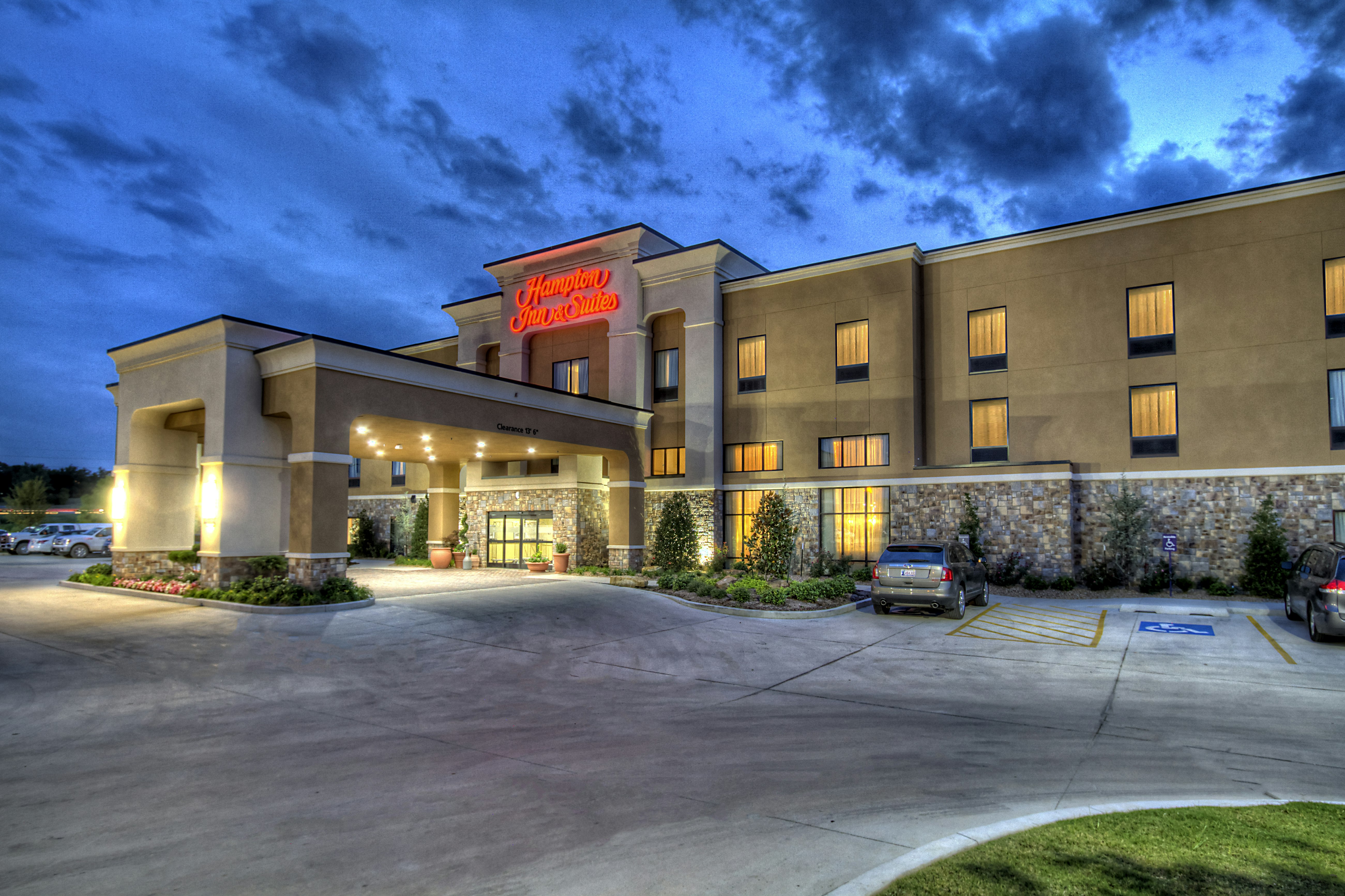 Hampton Inn And Suites Ada 17/19
