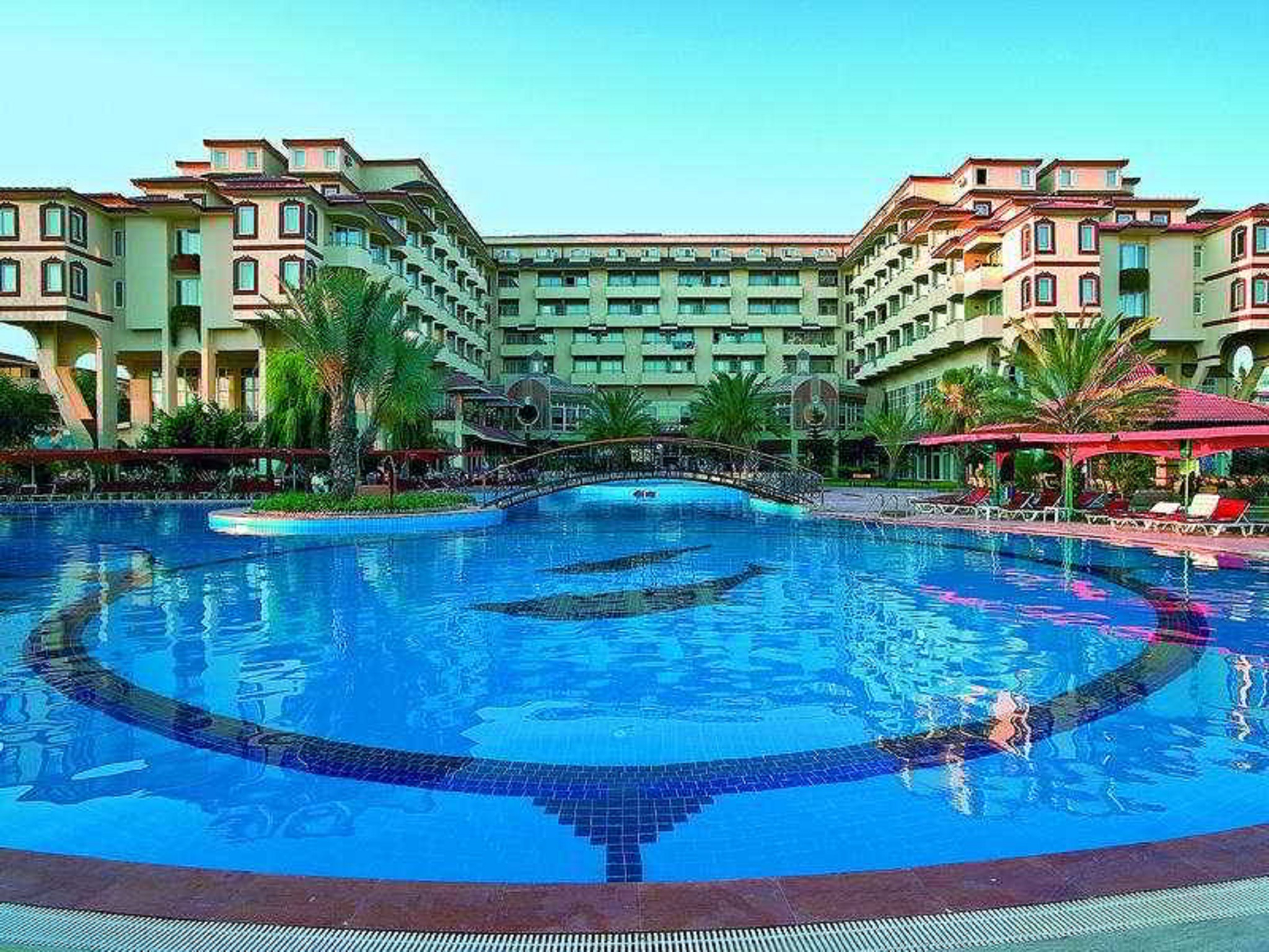 Nova Park Hotel 63/64