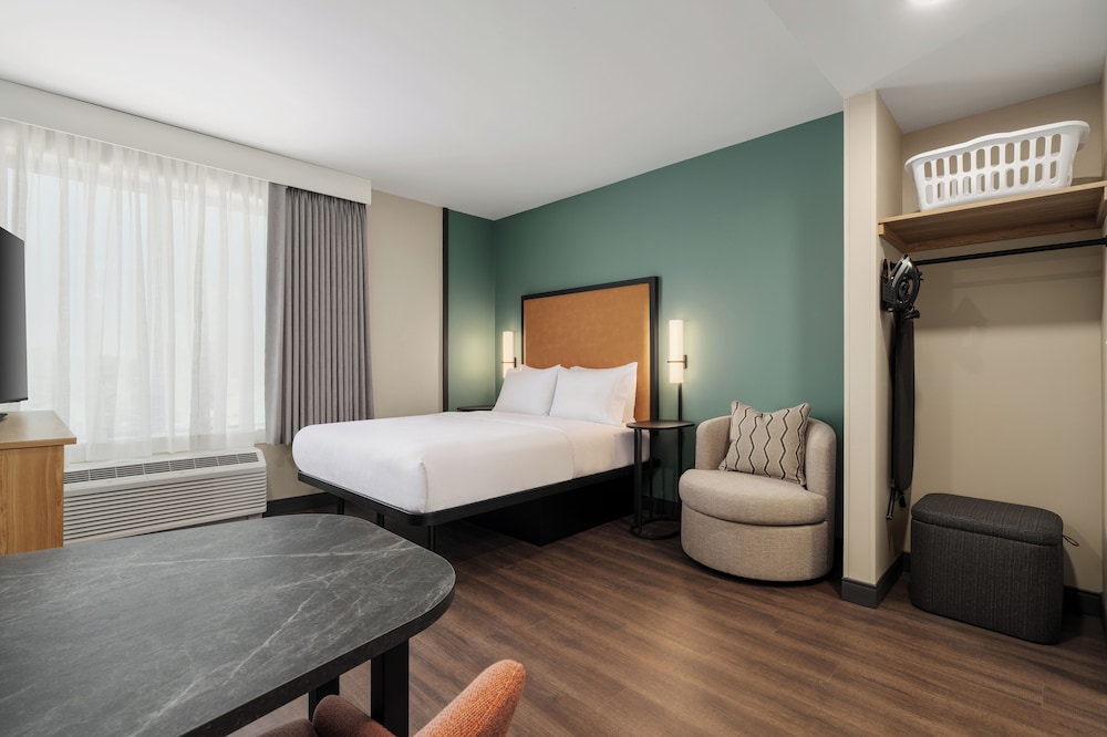 LivSmart Studios by Hilton Columbia Greystone 17/41