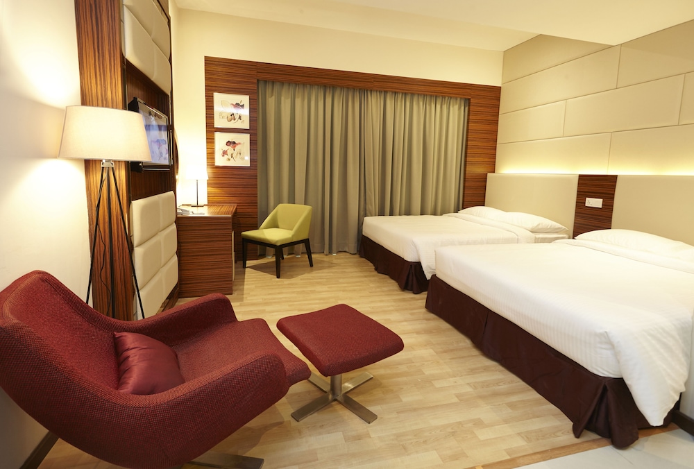 Hotel Six Seasons 34/50