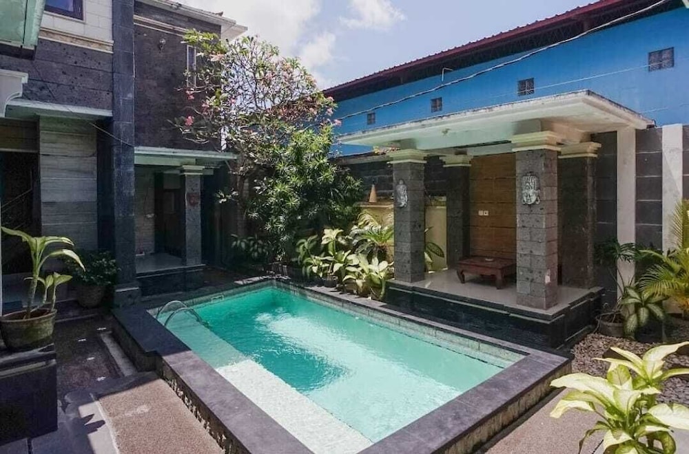 Denays House 48/50