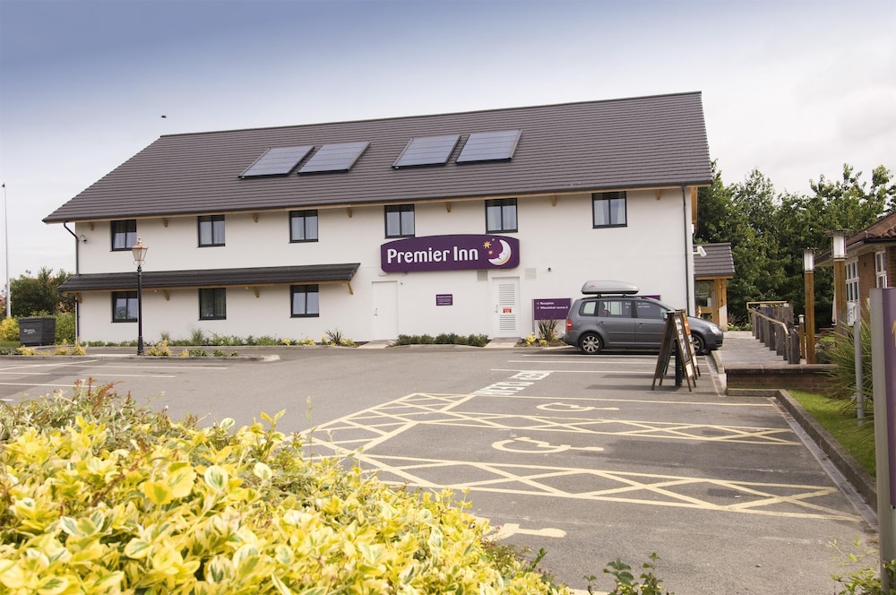 Premier Inn Tamworth South 35/44