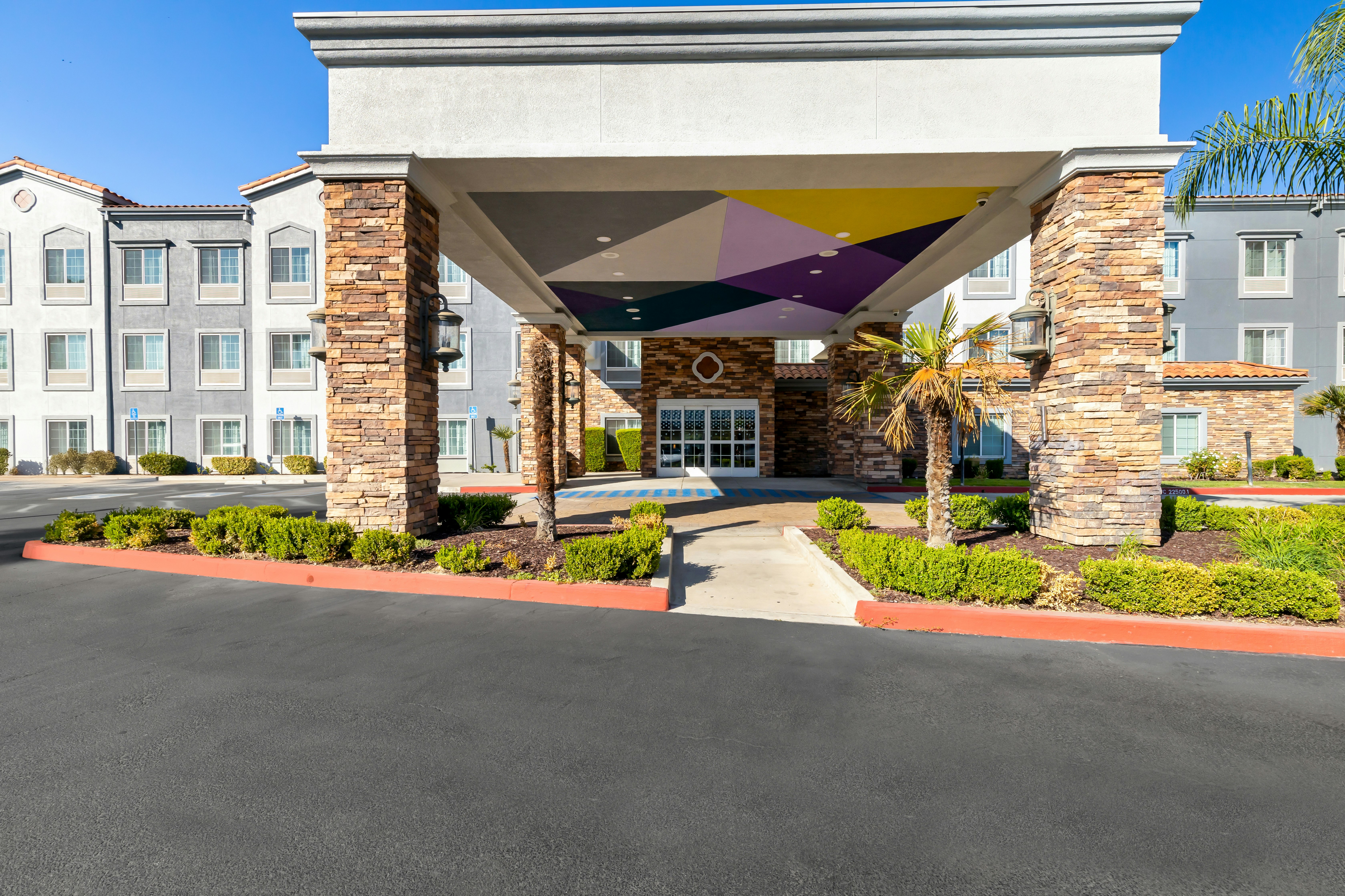 Spark by Hilton Redlands 37/40